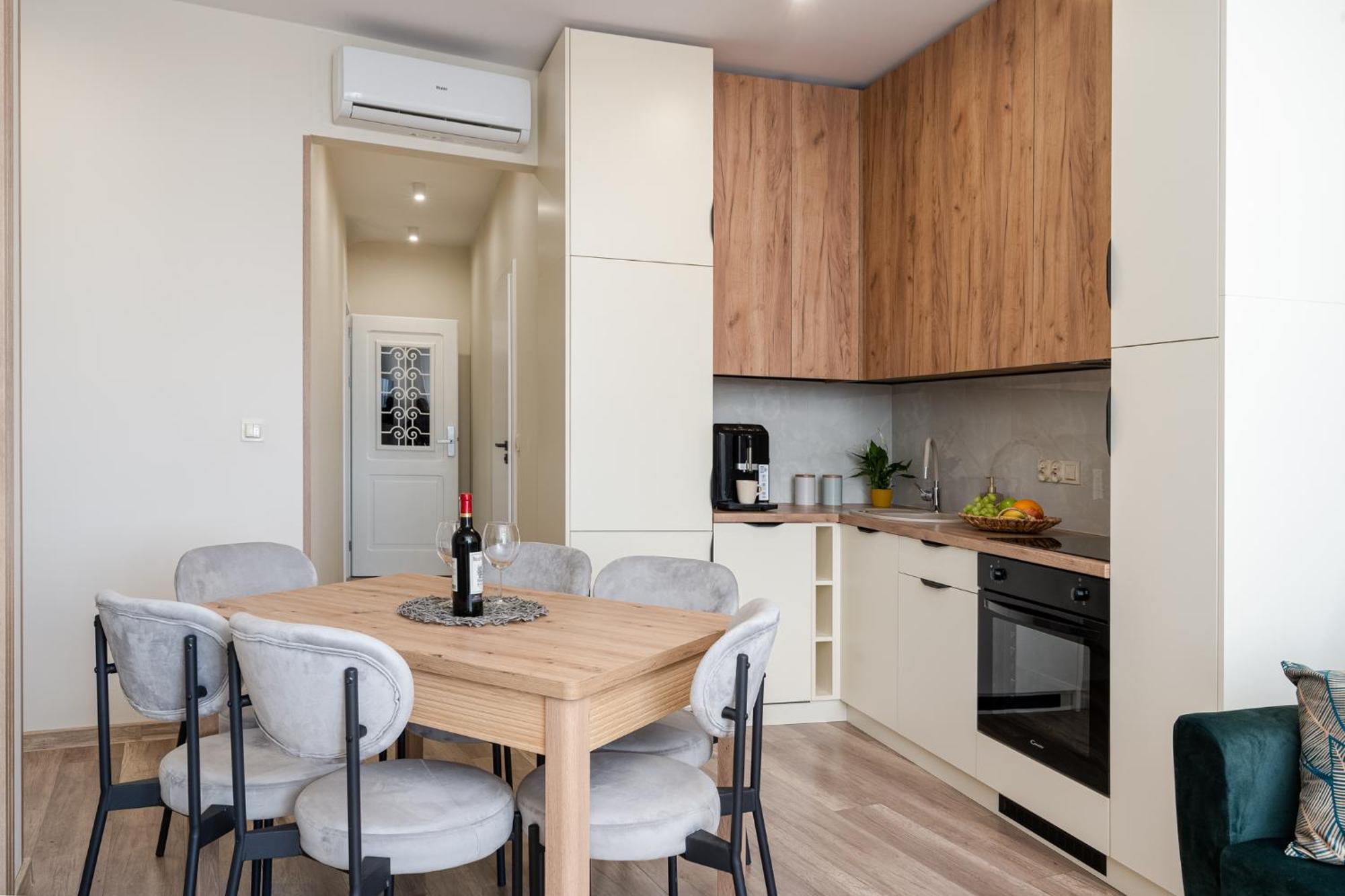 Basztowa Apartments By Vsi Krakow Luaran gambar